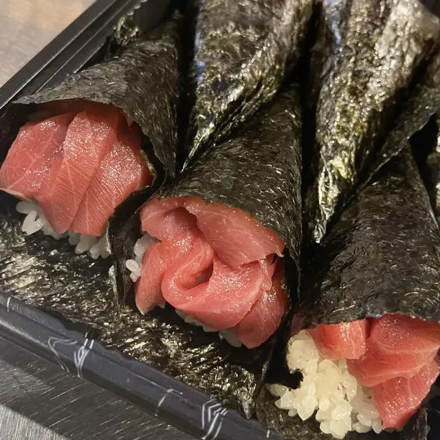 Tuna Roll at TOMO Asian Fusion, Eastdale Village, Poughkeepsie NY